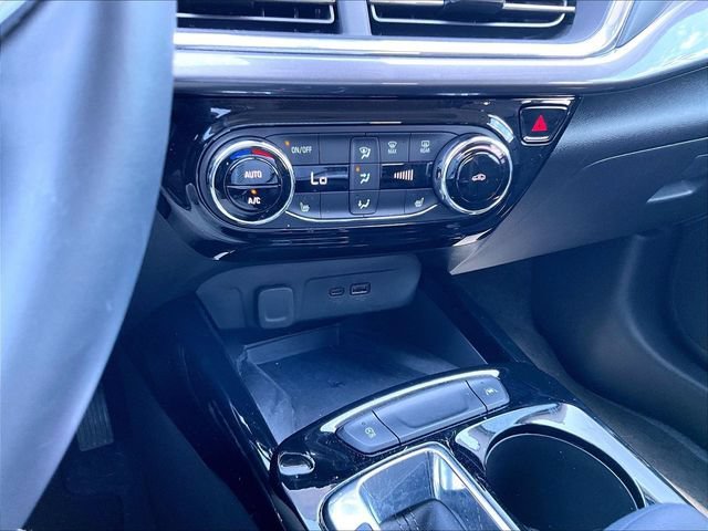Used 2025 Mosaic Black Metallic Chevrolet ACTIV image 27