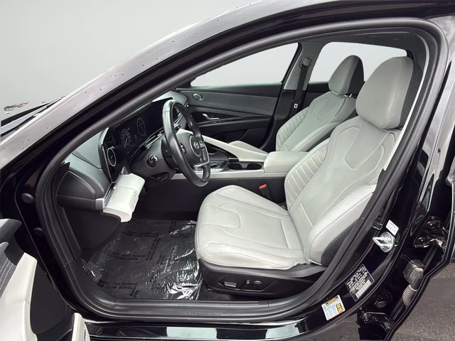 Certified Used 2023 Black Hyundai Limited image 10