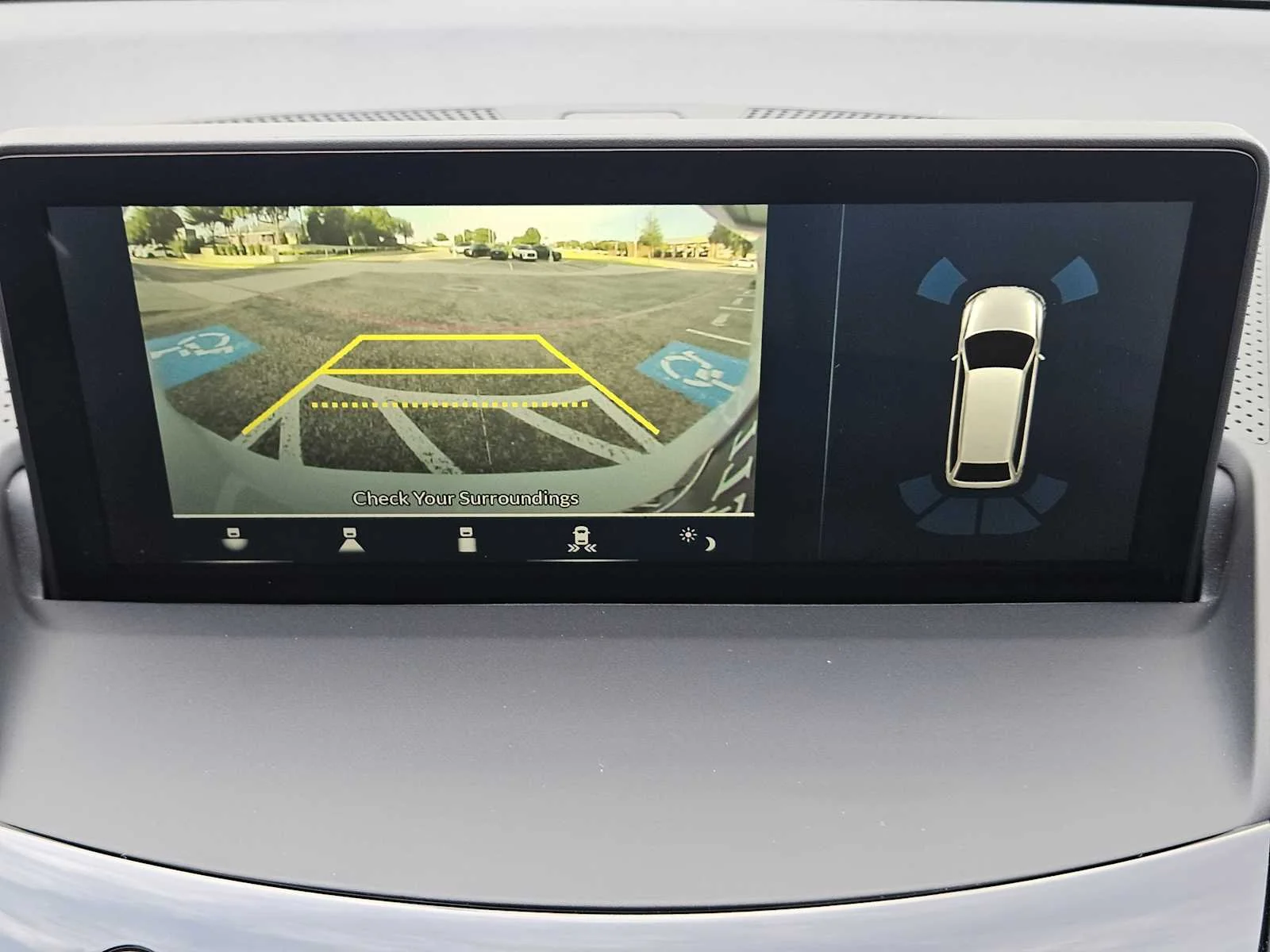 Used 2025 Platinum White Pearl Acura w/Technology Package image 12