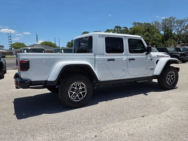 New 2026 Bright White Clear-Coat Exterior Paint Jeep Rubicon X image 8