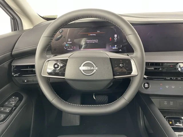 New 2025 Everest White TriCoat Nissan SV image 18
