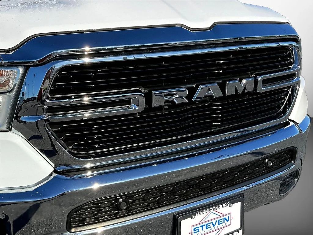 Used 2019 White Ram Big Horn/Lone Star image 35