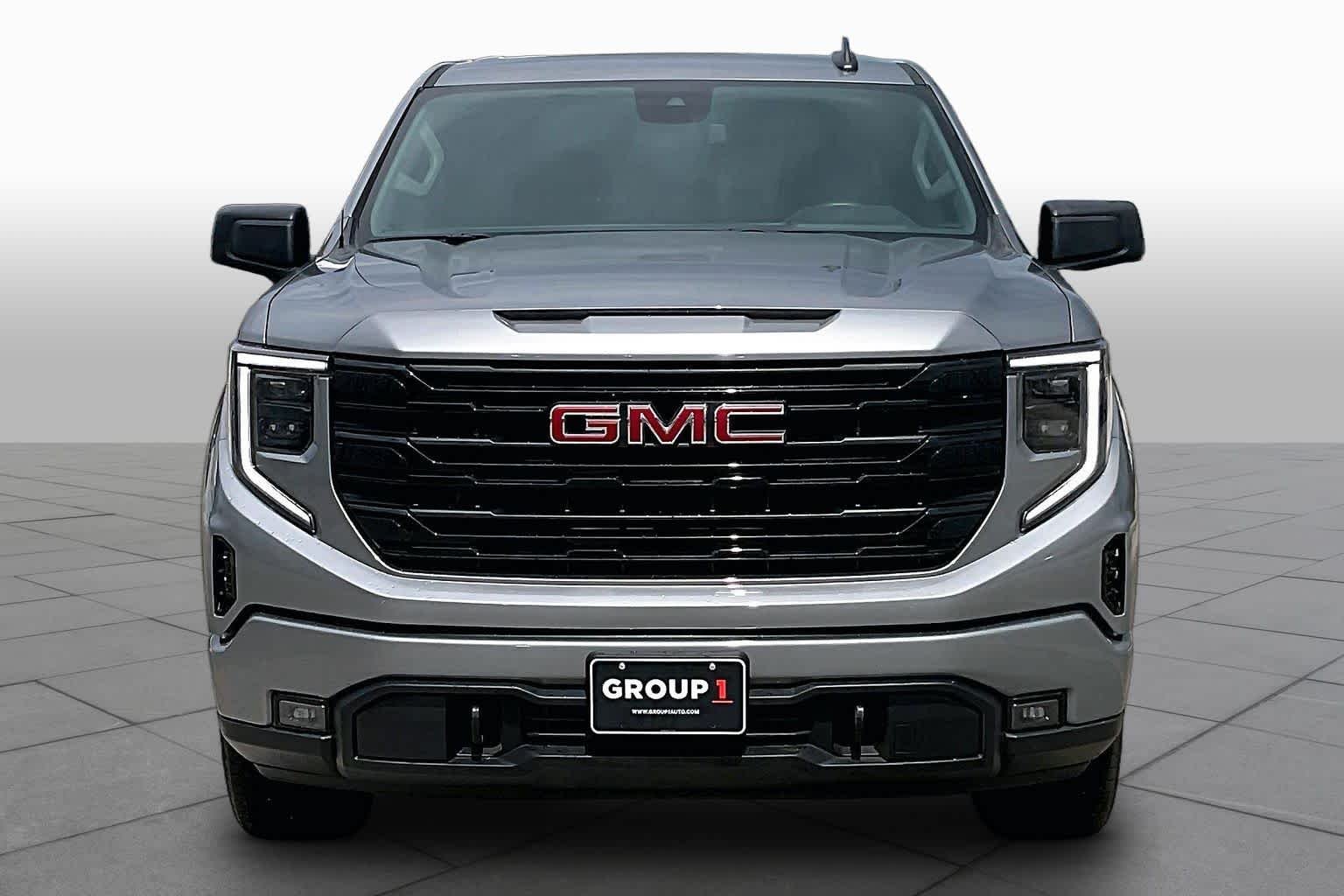 Used 2026 Sterling Metallic GMC Elevation image 4