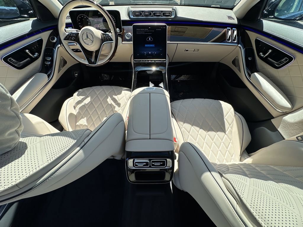 New 2026 Nautical Blue Metallic Mercedes-Benz S 580e image 27