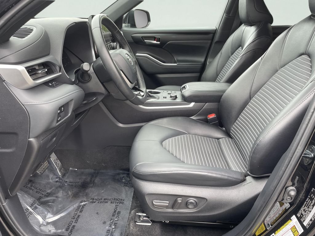 Used 2025 Black Toyota XSE image 10