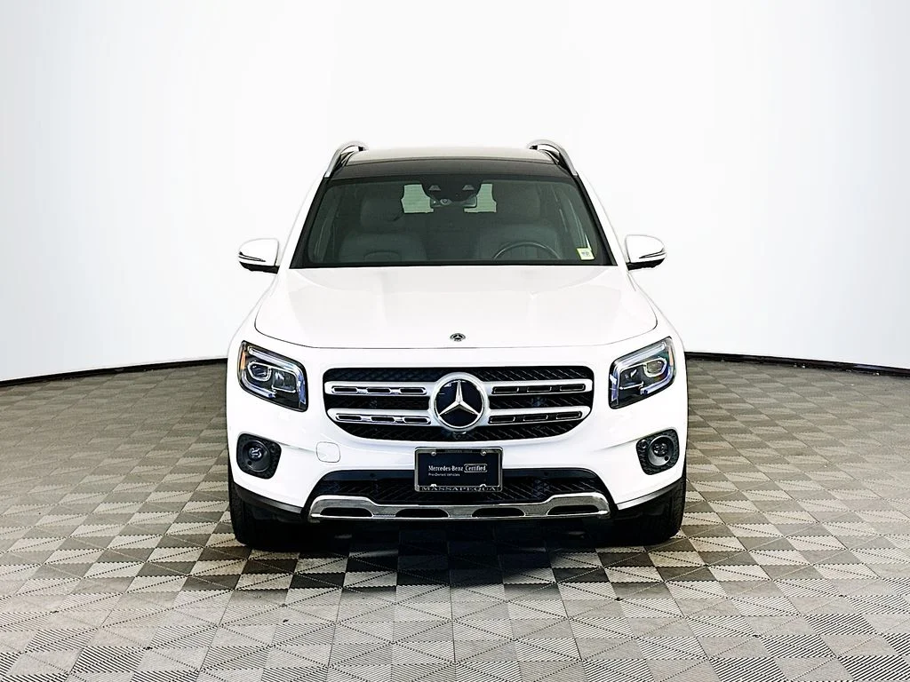 Used 2022 White Mercedes-Benz GLB 250 image 2