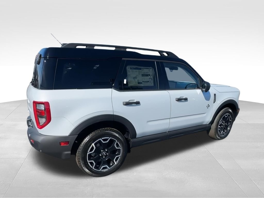 New 2026 Space White Metallic Ford Outer Banks® image 9
