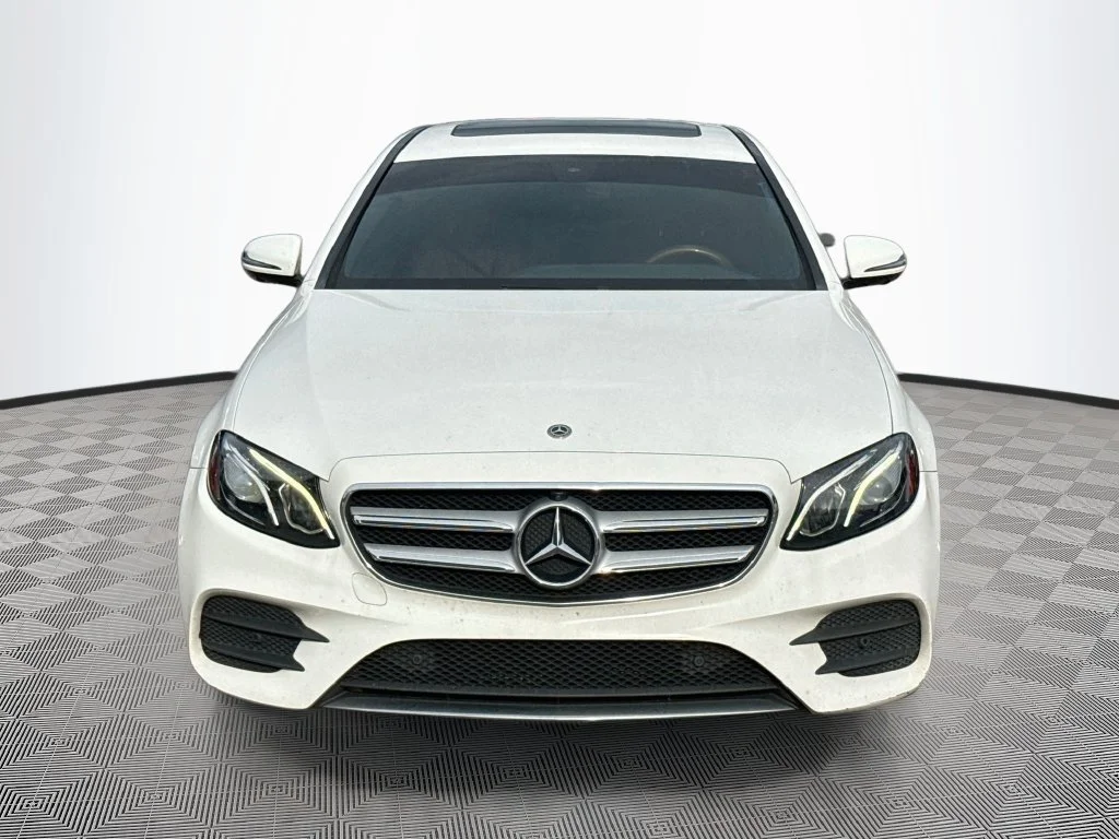 Used 2020  Mercedes-Benz E 350 image 2
