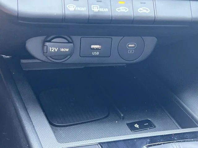 Used 2025 Gray Hyundai SEL Sport image 20