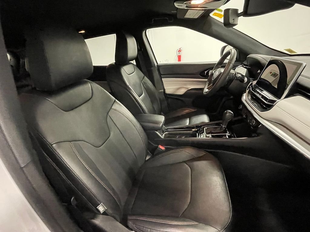 Used 2023 White Jeep Limited image 26