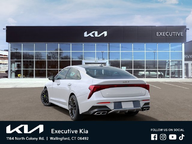 New 2027 Snow White Pearl Kia GT image 4