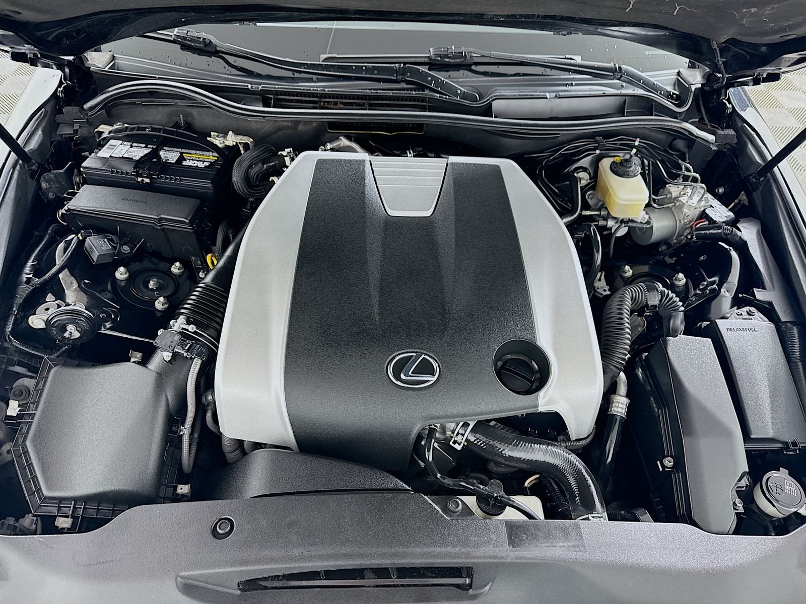 Used 2014 Obsidian Lexus 350 image 10