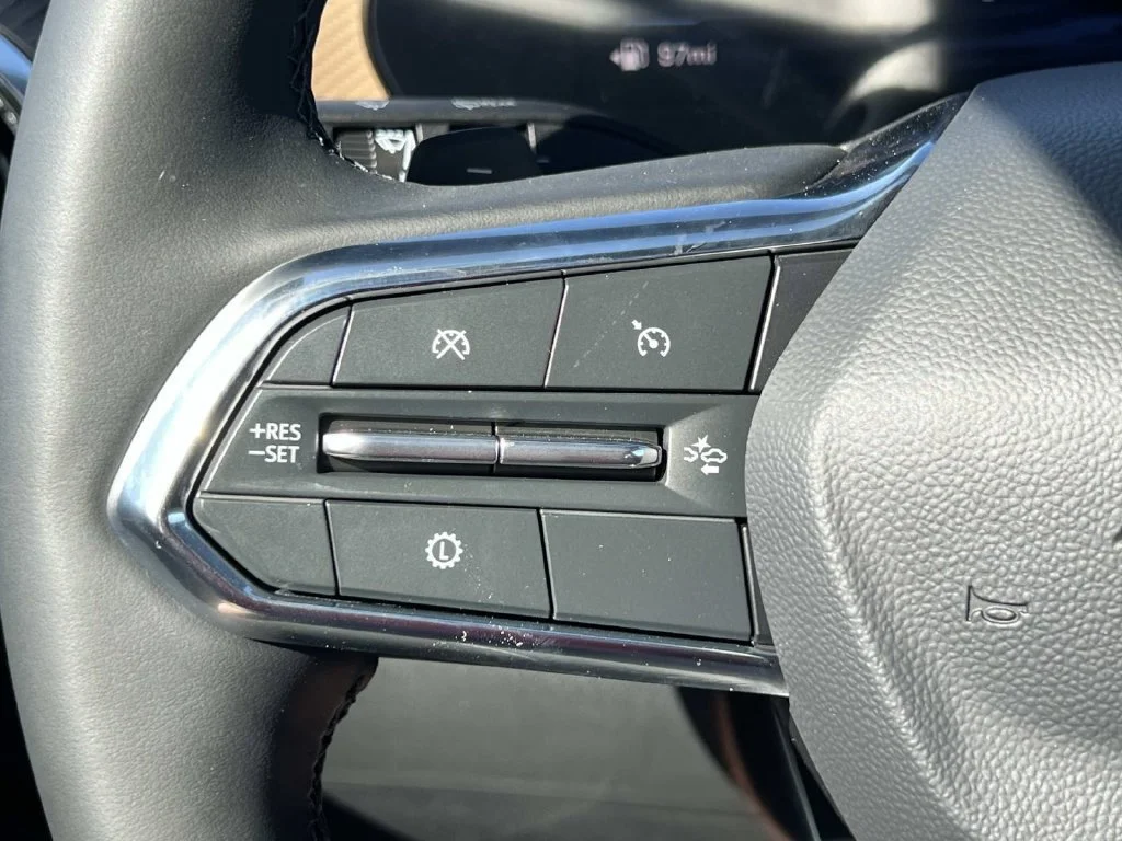 2027 Chevrolet Equinox ACTIV - Photo 22