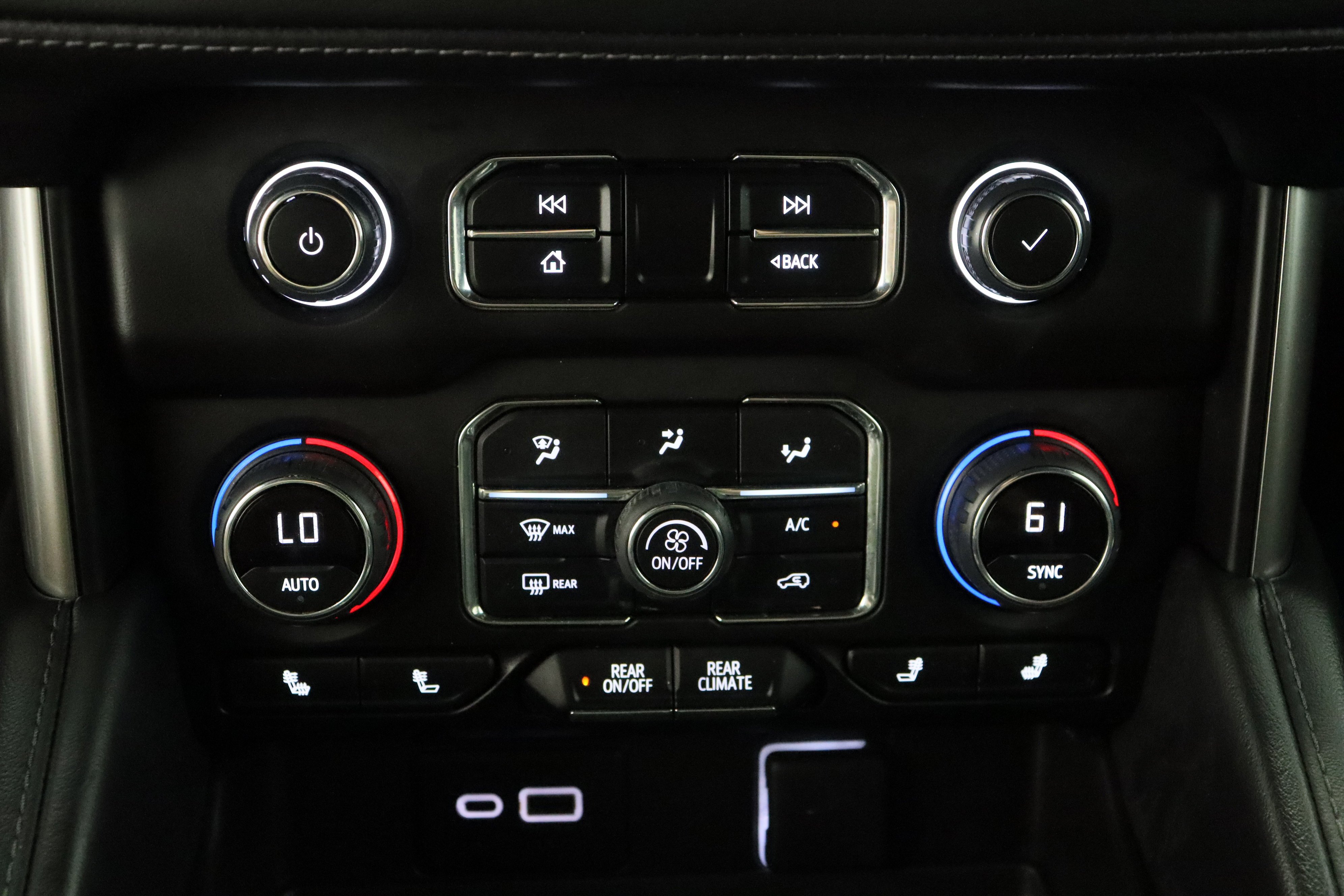 Used 2024 Black Chevrolet Z71 5.3L image 21