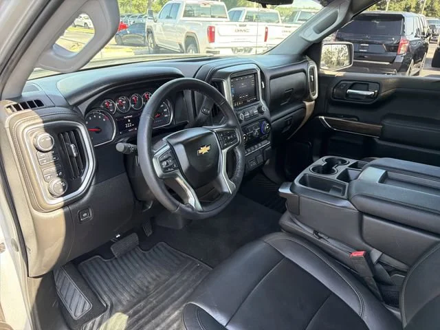 Used 2022 Silver Ice Metallic Chevrolet LT image 20