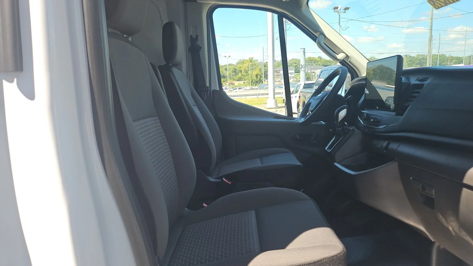 New 2026 Oxford White Ford 250 MR XL RWD image 14