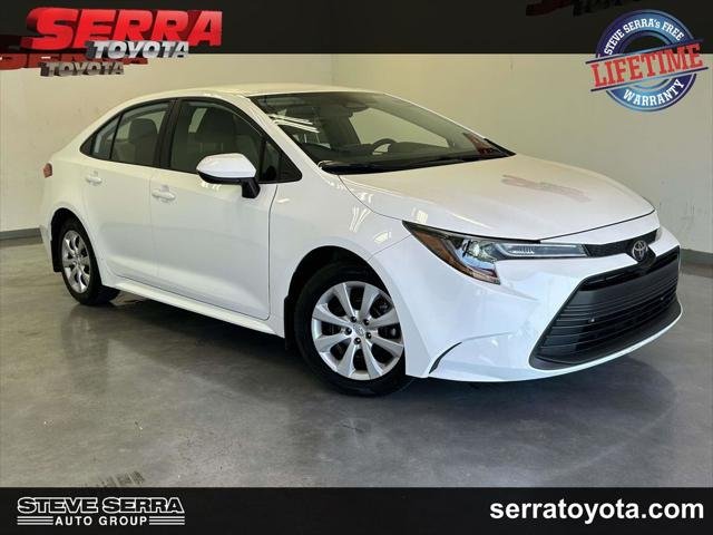 2025 Toyota Corolla LE CVT's photo