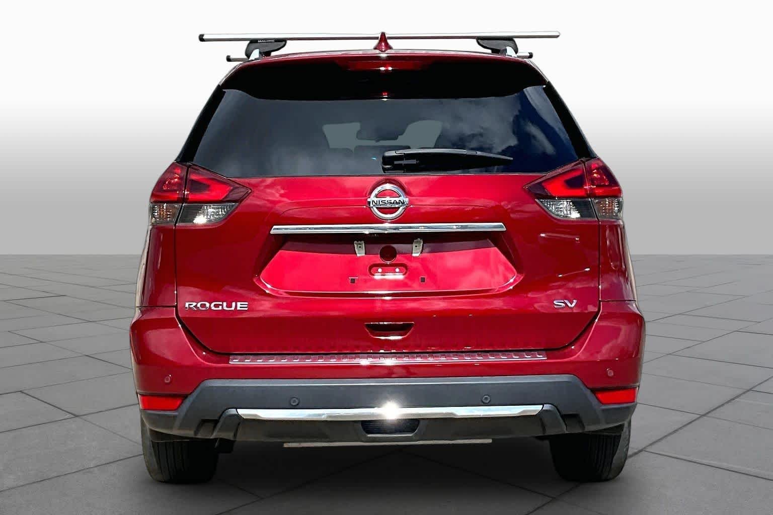 Used 2019 Scarlet Ember Tintcoat Nissan SV image 5