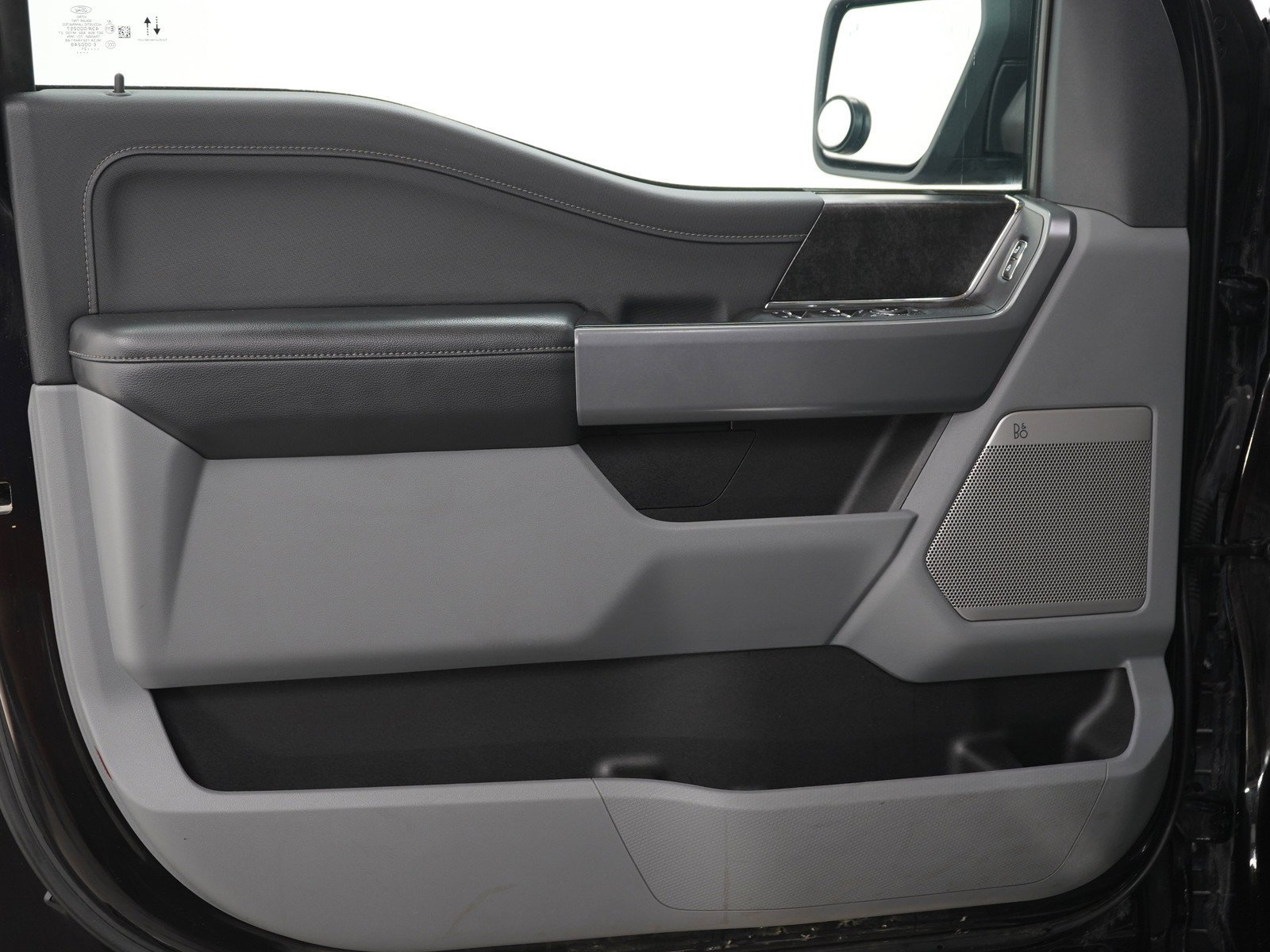Used 2021 AGATE BLACK METALLIC Ford  image 22