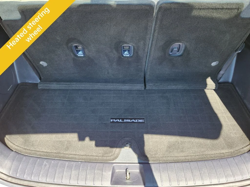 Used 2021 White Hyundai Limited image 19