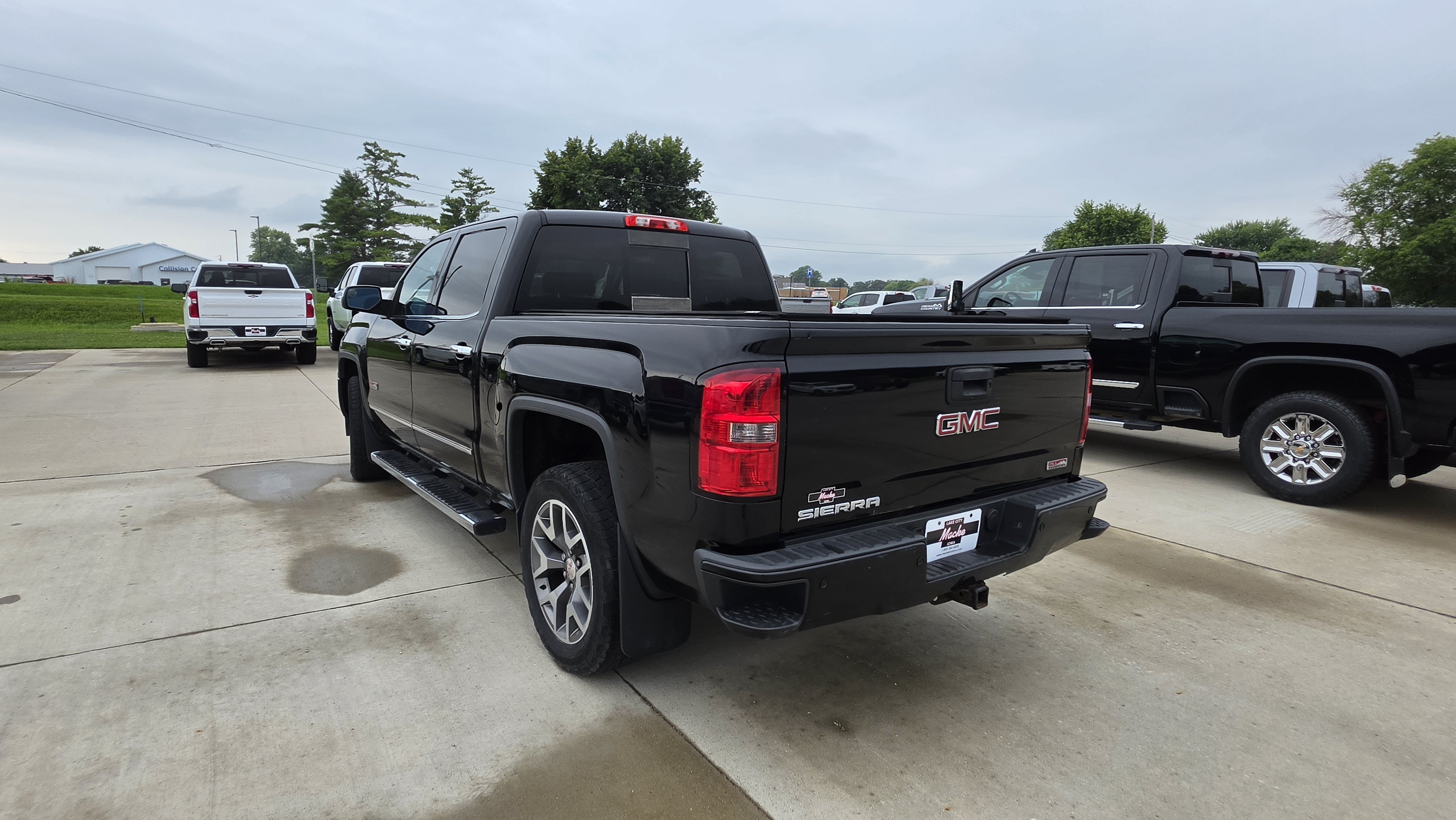 Used 2015 ONYX BLACK GMC SLT image 7