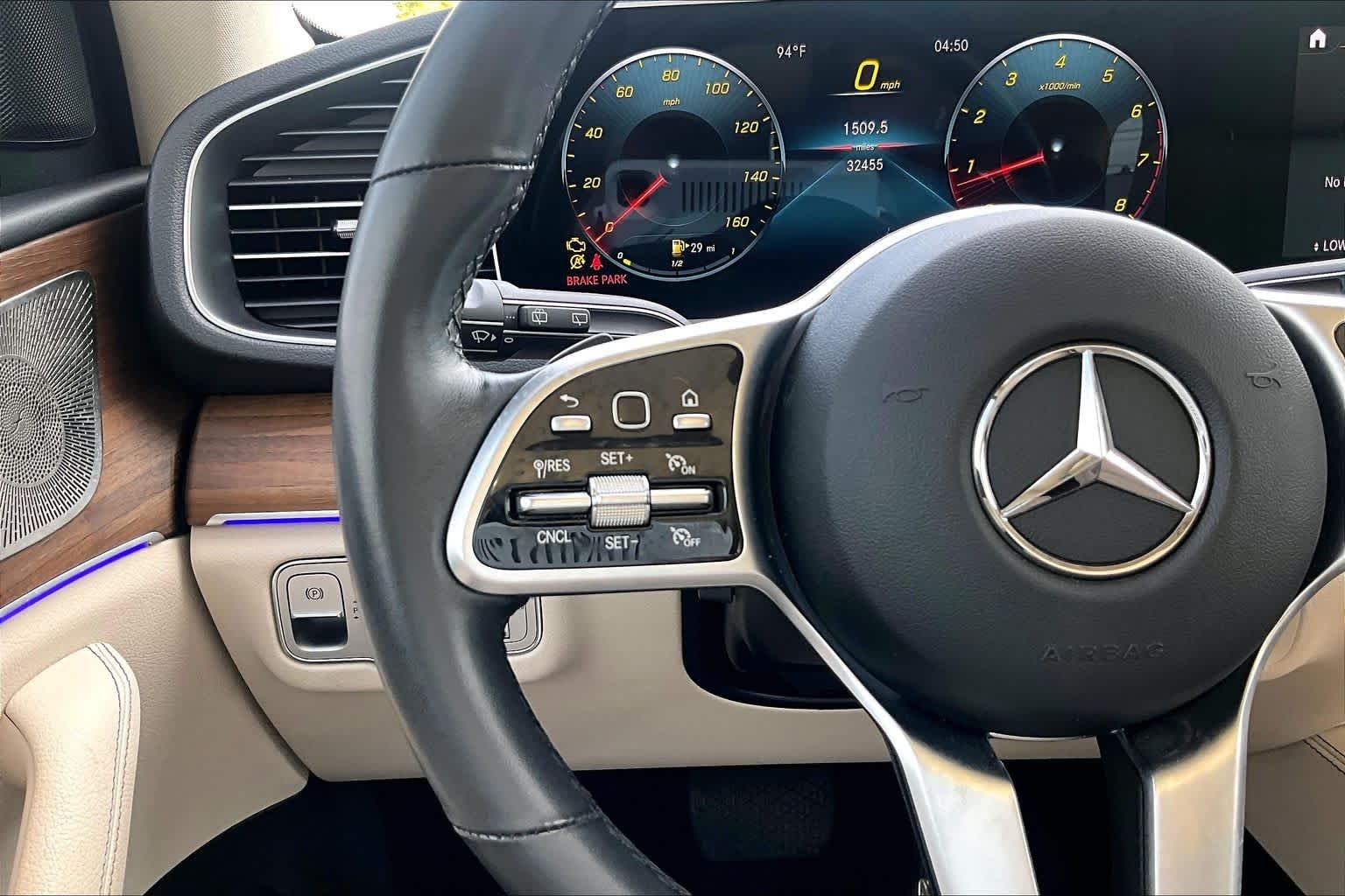 Used 2022 MANUFAKTUR Diamond White Bright Mercedes-Benz GLE 350 image 21