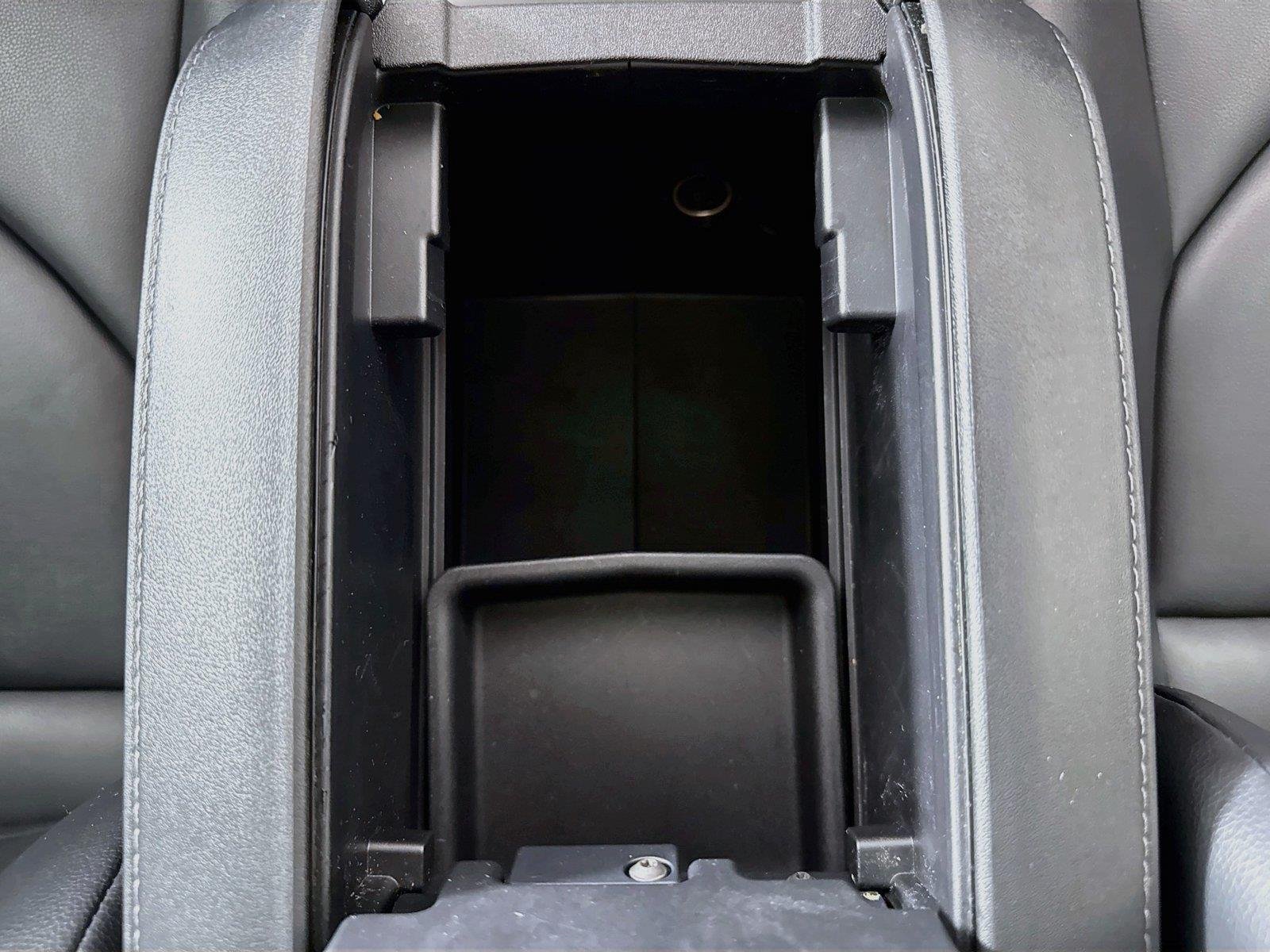 Used 2022 Midnight Black Metallic Toyota XLE image 34