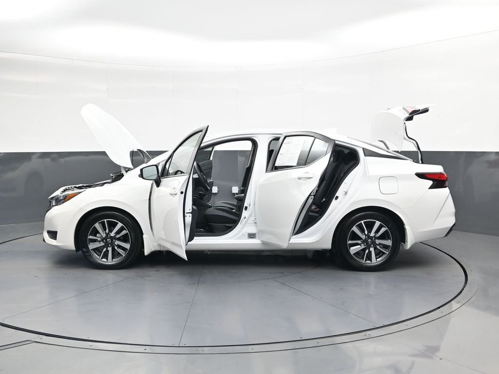 Used 2025 White Nissan 1.6 SV image 51
