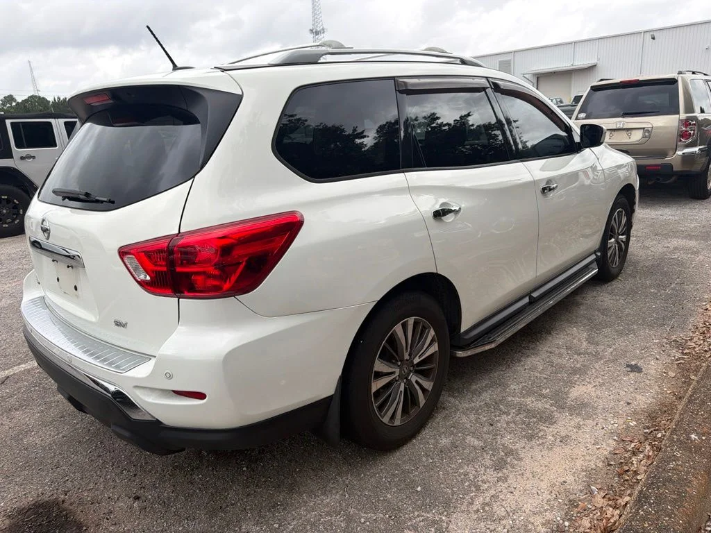Used 2017 White Nissan SV image 7