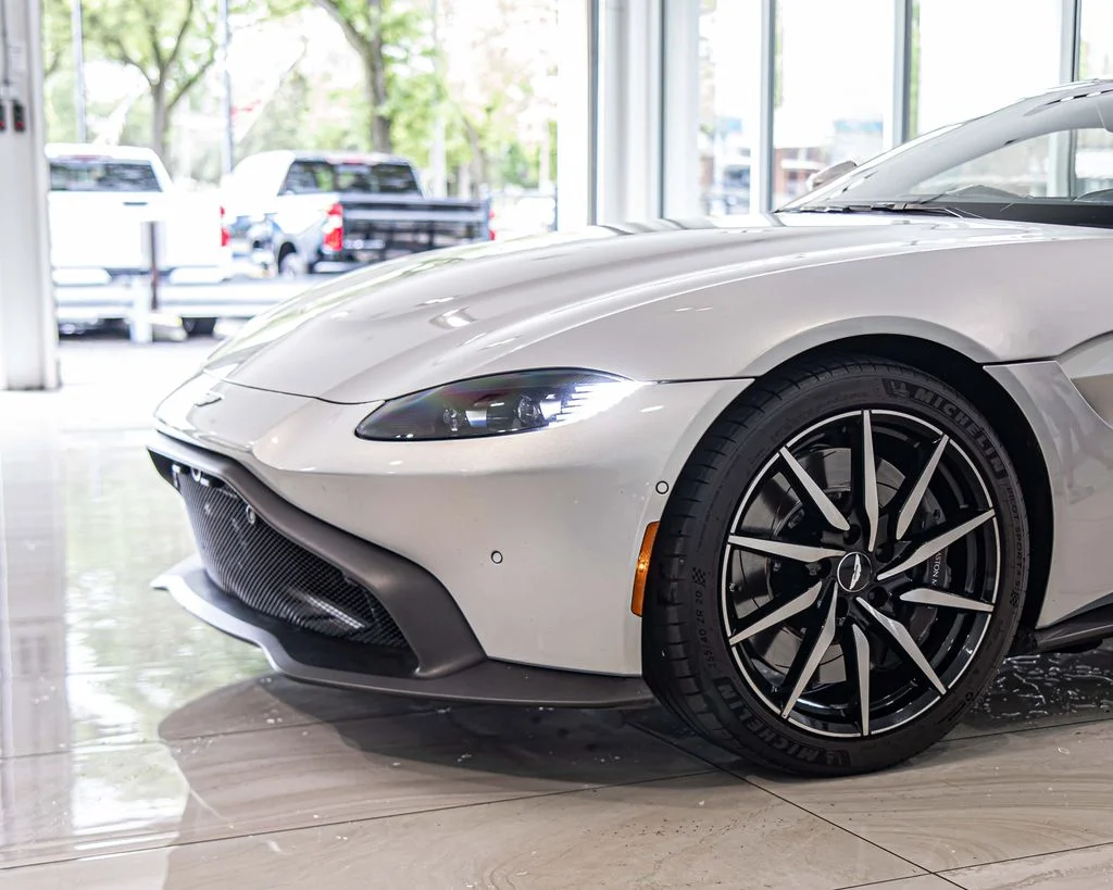Used 2020 Silver Aston Martin Base image 4