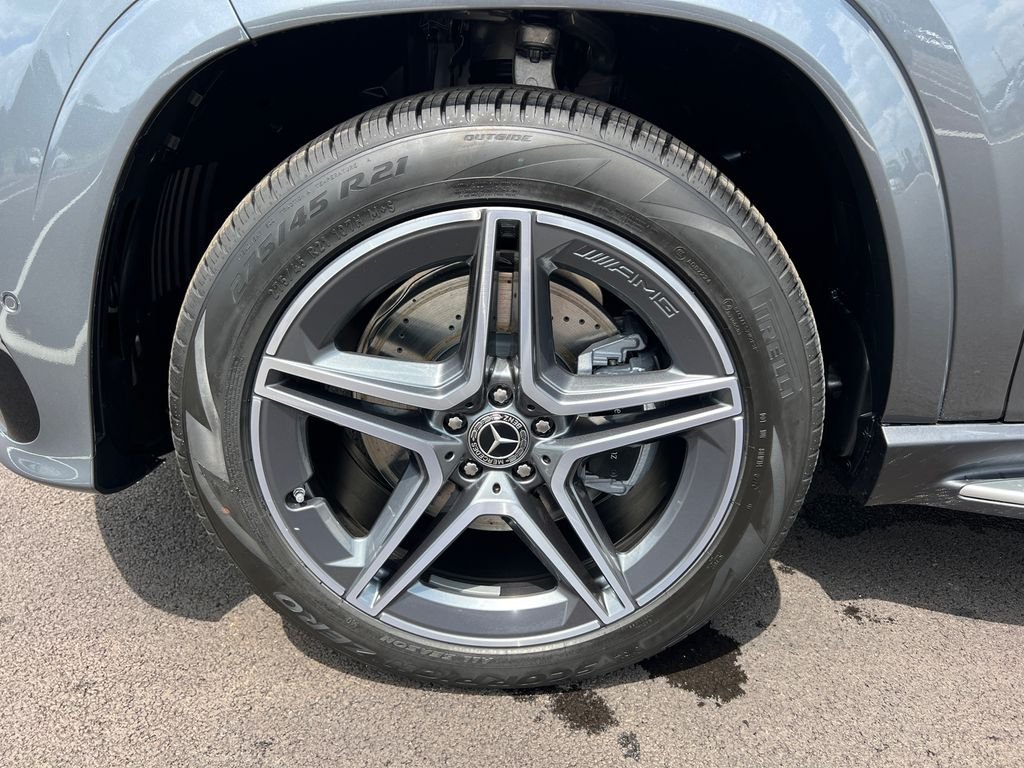New 2026 Selenite Grey Metallic Mercedes-Benz GLS 450 image 35