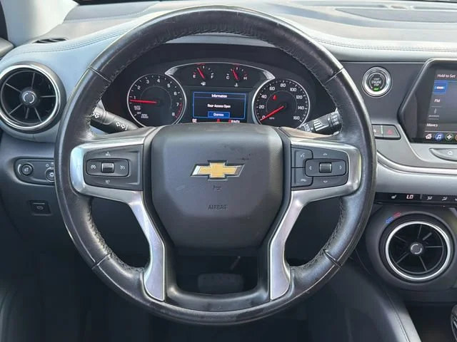 Used 2020 SILVER ICE METALLIC Chevrolet LT image 24