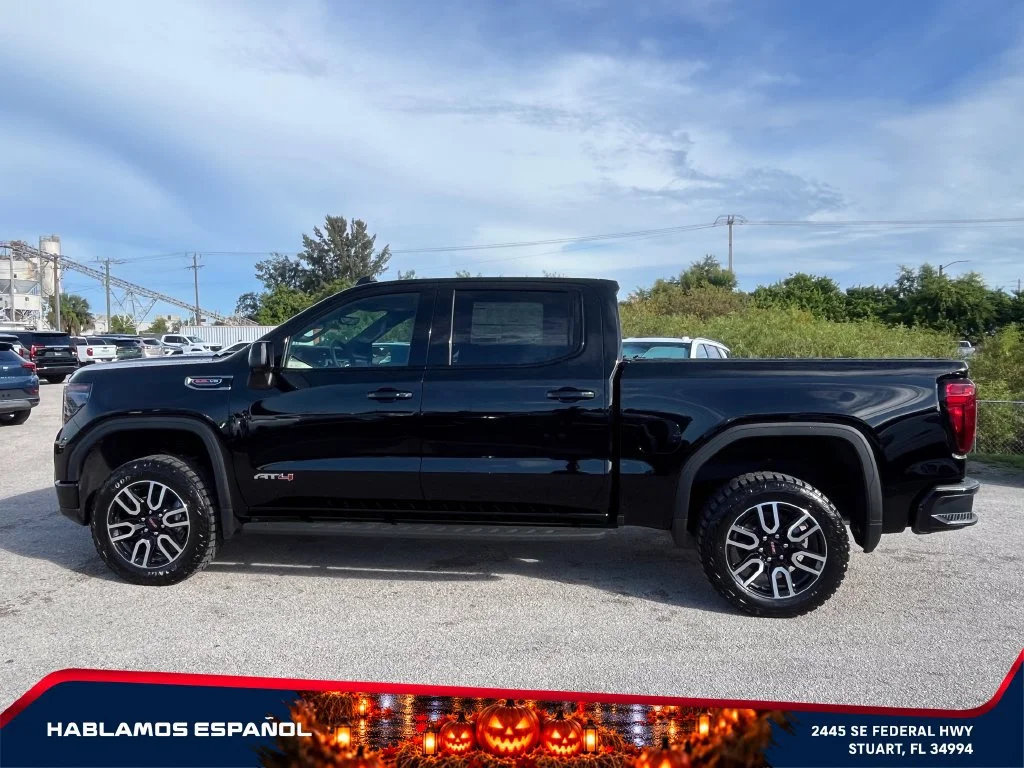 New 2026 Onyx Black GMC AT4 image 4