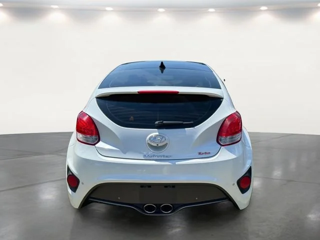 Used 2016 White Hyundai Turbo image 17