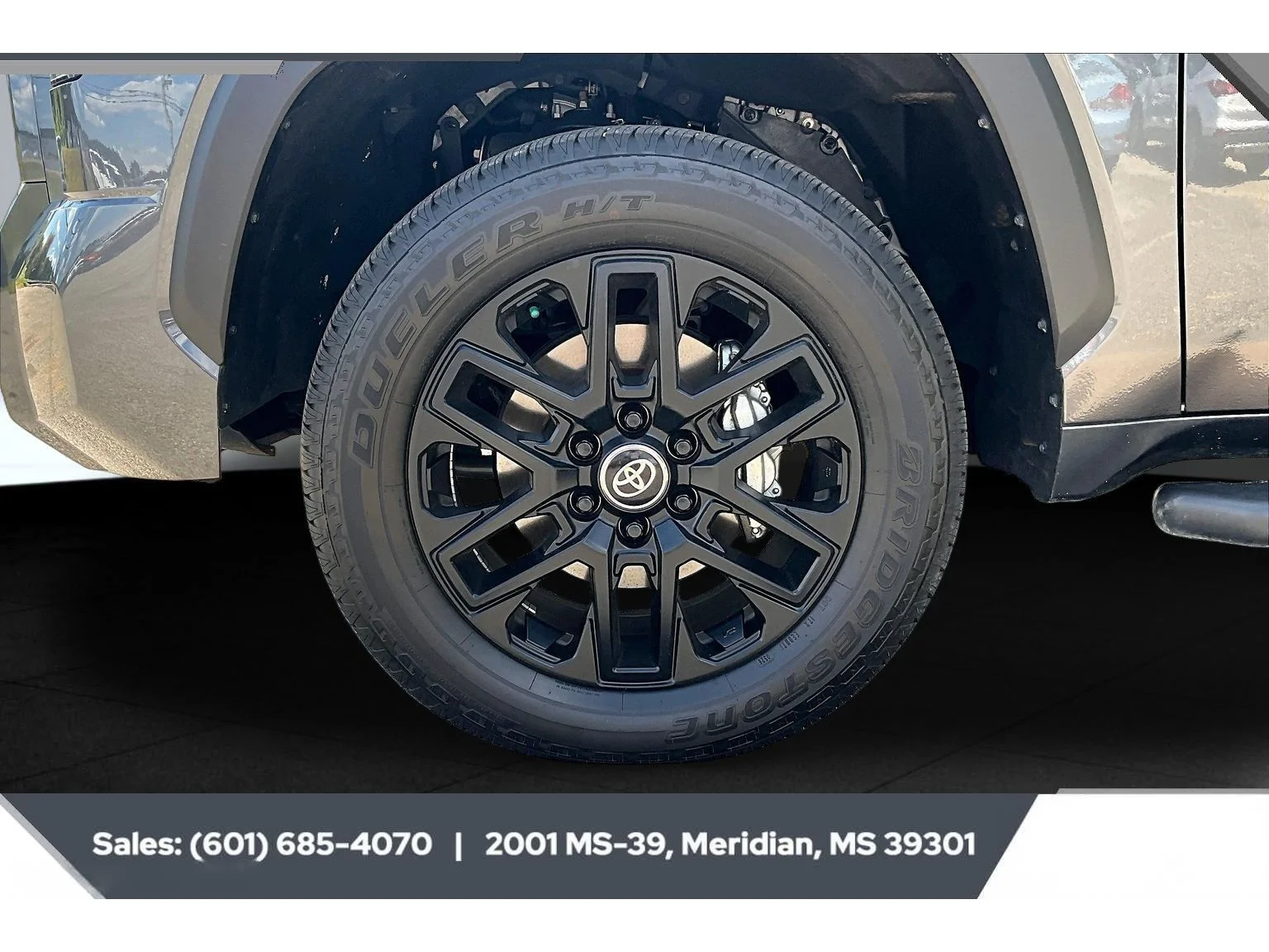 Used 2026 MAGNETIC GRAY METALLIC Toyota SR5 image 7