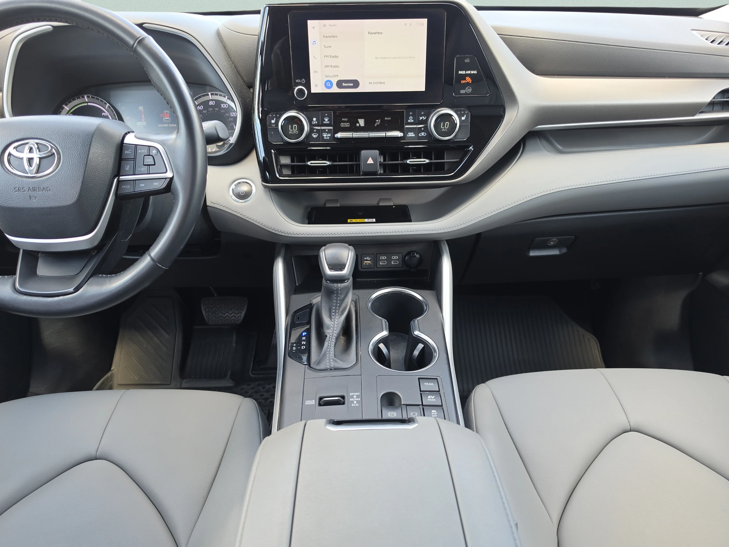 Used 2023 Celestial Silver Metallic Toyota Hybrid XLE image 21