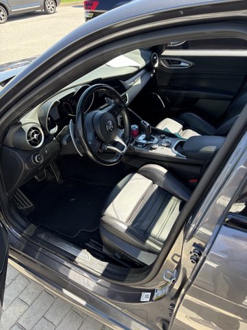 Used 2020 Vesuvio Gray Metallic Alfa Romeo Ti Sport image 3