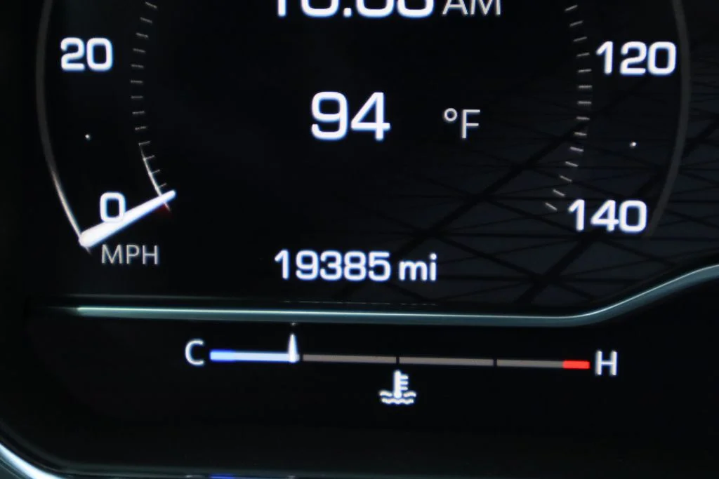 Used 2025 White GMC Denali Ultimate image 16
