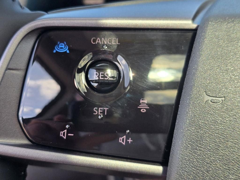 New 2026 Everest White Pearl TriCoat Nissan Platinum image 22