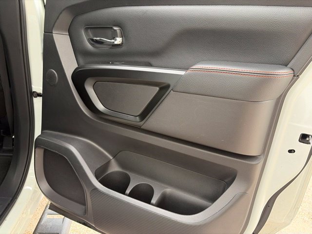 Used 2024 White Nissan PRO-4X image 18