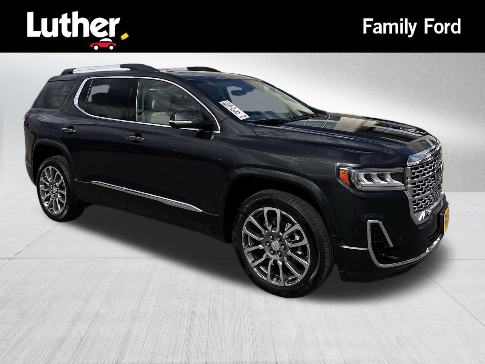2023 GMC Acadia Denali AWD's photo