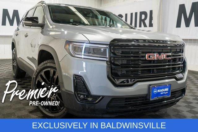 2023 GMC Acadia SLT