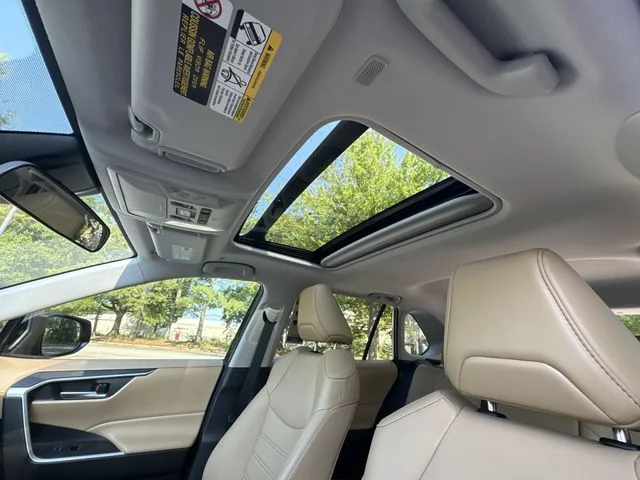 Used 2025 Black Toyota XLE Premium image 22