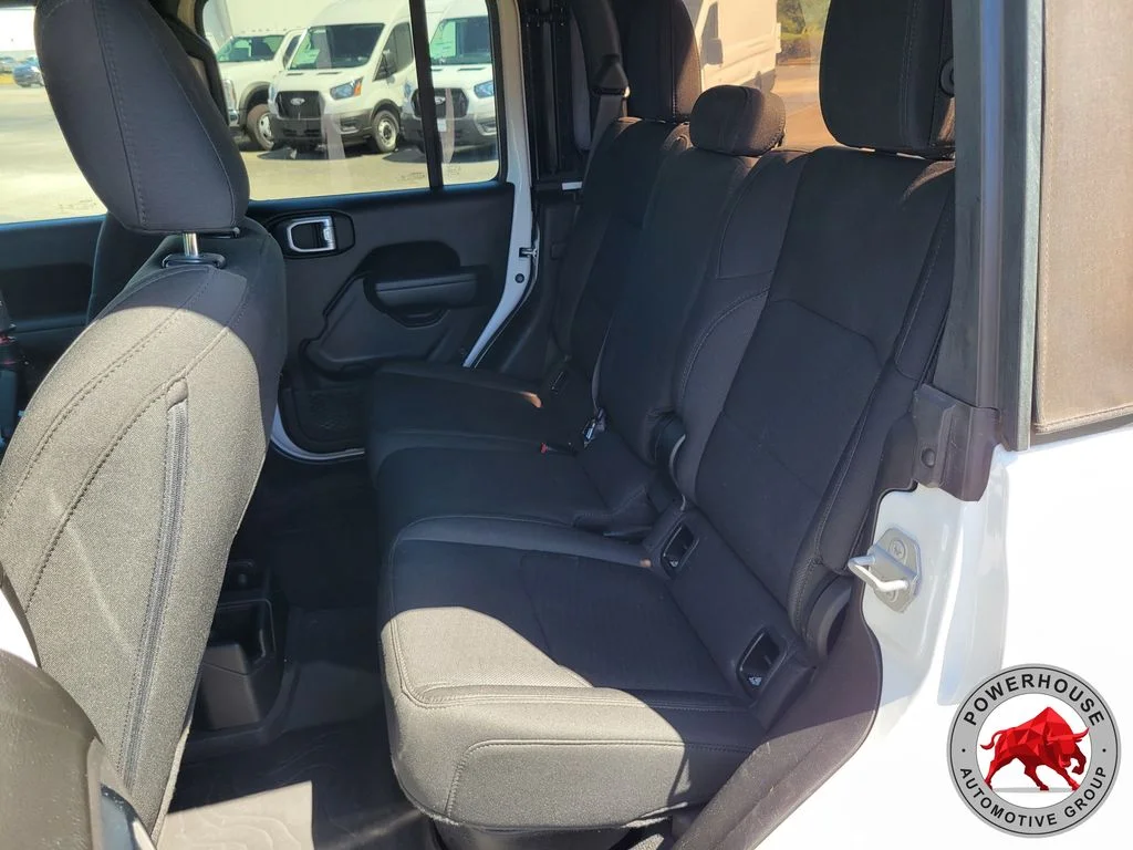 Used 2022 White Jeep Sport image 17