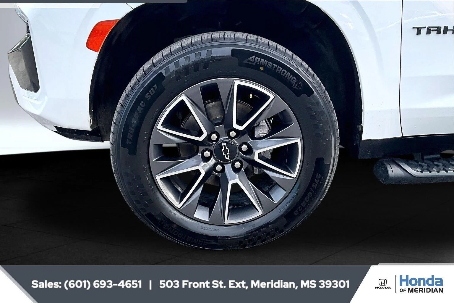 Used 2021 Summit White Chevrolet Z71 image 7