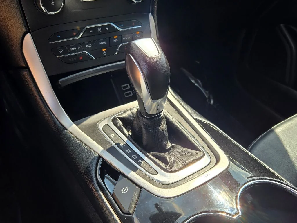 Used 2016 Blue Ford SEL image 26