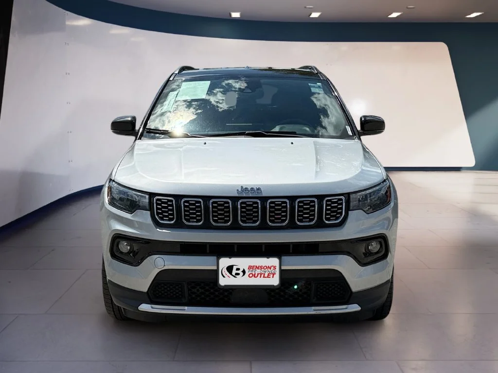 Used 2024 Silver Jeep Limited image 8
