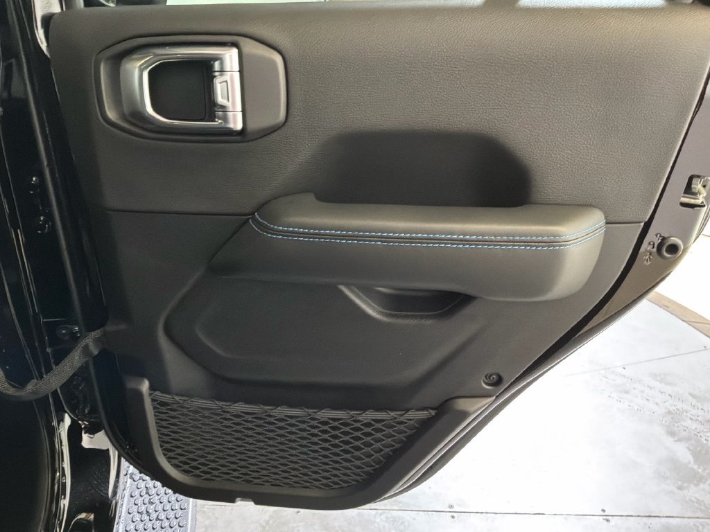 Used 2024 Black Jeep High Altitude 4xe image 19