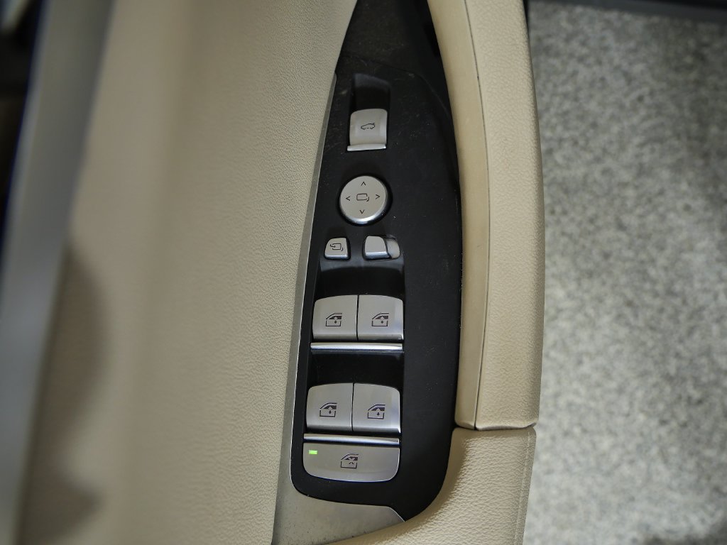 Certified Used 2024 Jet Black BMW xDrive30i image 40