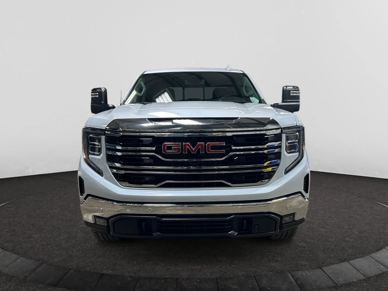 New 2026 Glacier White Tricoat GMC SLT image 8